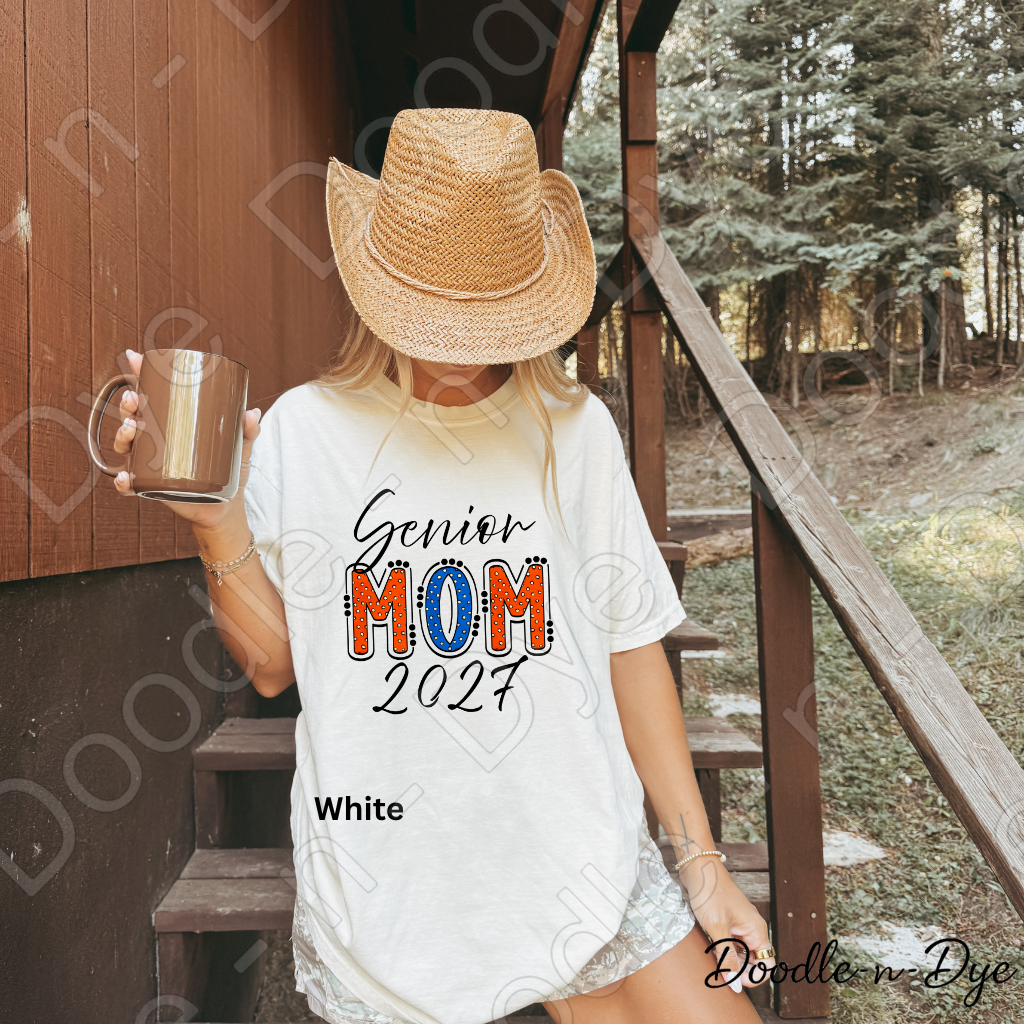 Senior Mom 2027 Shirt | Original Comfort Colors® T-Shirt | Class of 2027 Mom Tee | Graduation Mom Shirt | Proud Senior Mom Gift