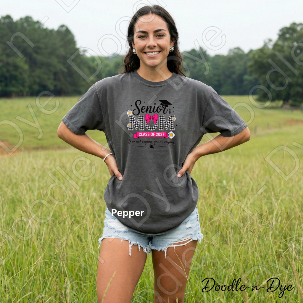 Senior Mom Comfort Colors Tee, Class of 2027 Mom Shirt, Mom Life Graduation T-Shirt, Gift for Her