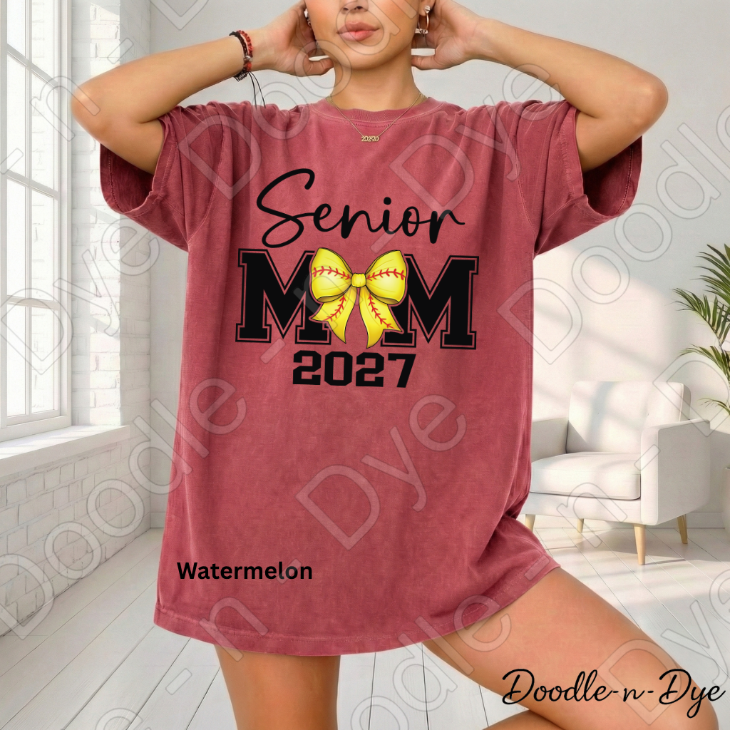Senior 2027 Mom Comfort Colors Tee, Class of 2027 Mom Shirt, Graduation Mom T-Shirt