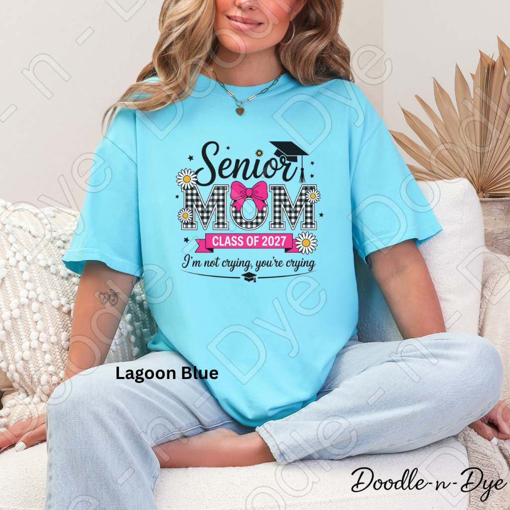 Senior Mom Comfort Colors Tee, Class of 2027 Mom Shirt, Mom Life Graduation T-Shirt, Gift for Her