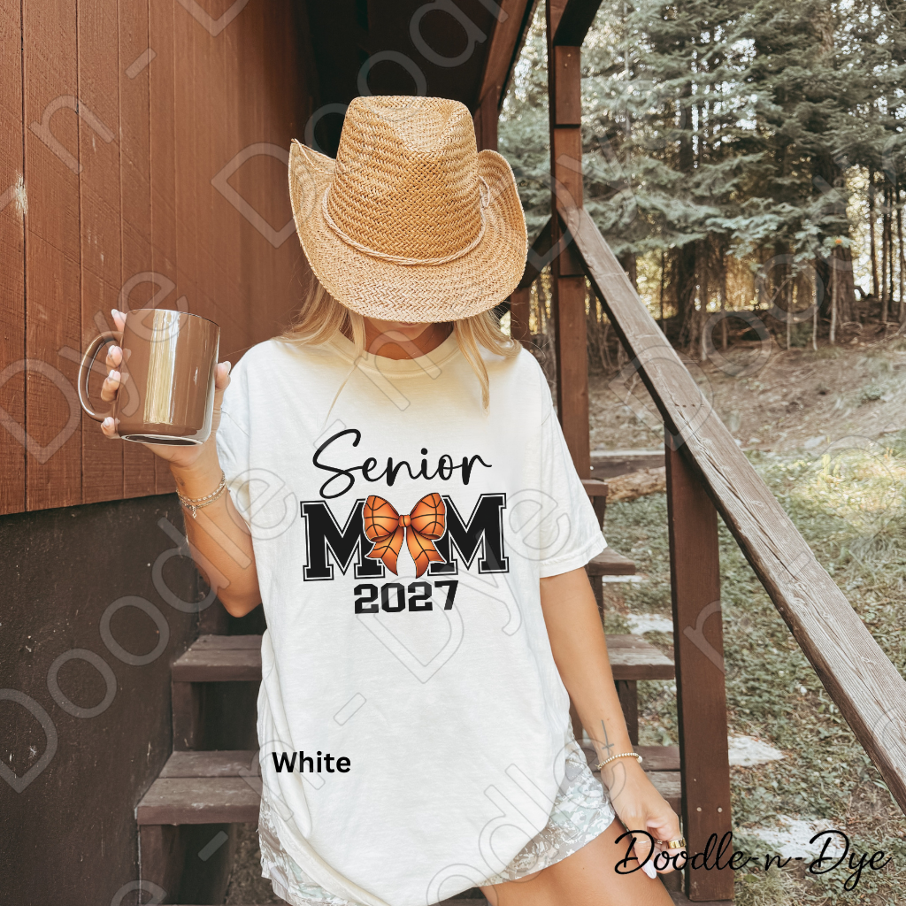 Senior 2027 Mom Comfort Colors Tee, Class of 2027 Mom Shirt, Graduation Mom Tee