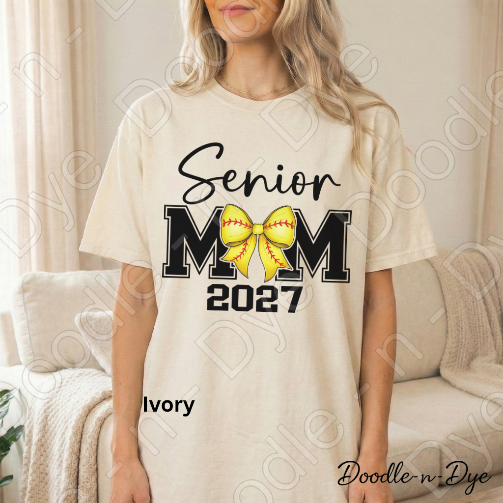 Senior 2027 Mom Comfort Colors Tee, Class of 2027 Mom Shirt, Graduation Mom T-Shirt