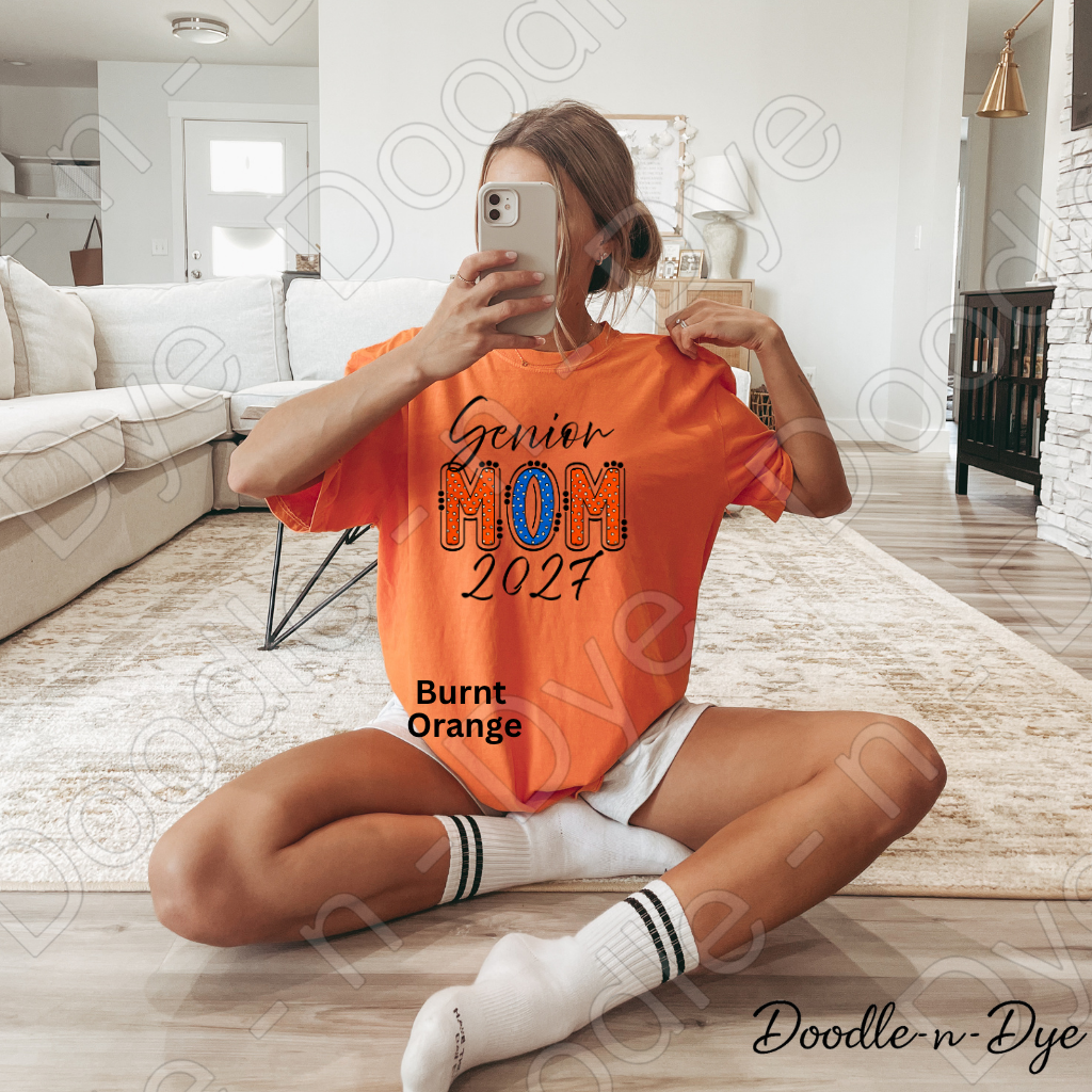 Senior Mom 2027 Shirt | Original Comfort Colors® T-Shirt | Class of 2027 Mom Tee | Graduation Mom Shirt | Proud Senior Mom Gift